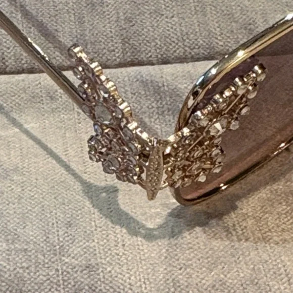 Elegant Gold Polarized Sunglasses Butterflies Crystal Accents New with case - Picture 2 of 10